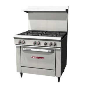 Cooking range with oven